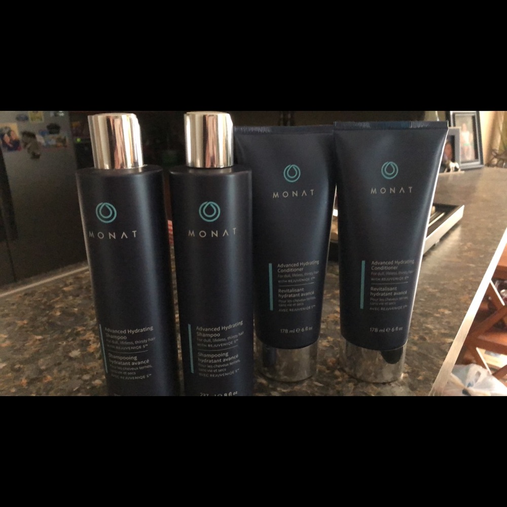 Monat Advanced Hydrating Shampoo and Conditioner